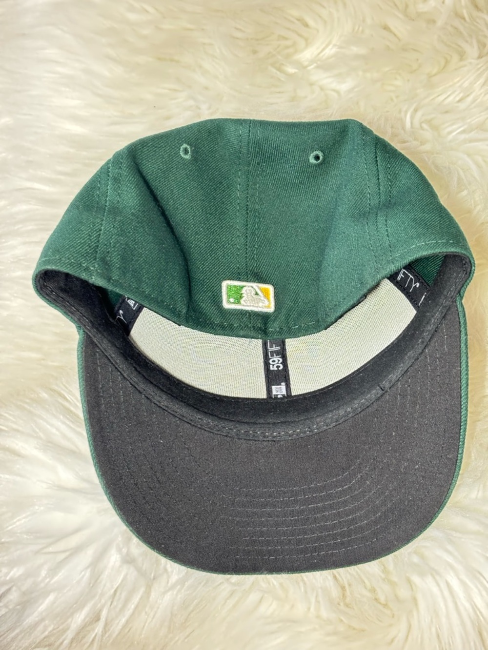 New Era Oakland Athletics A's 59fifty Dark Green Cap with Yellow & White Logo - Picture 14 of 14